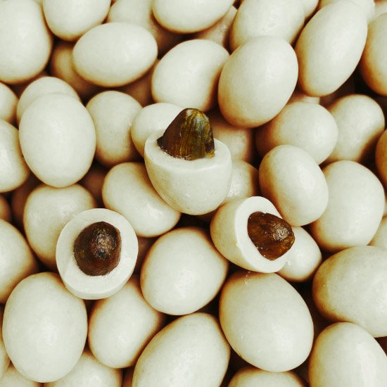 viên sô cô la hạt cacao trắng